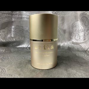Stila Stay All Day liquid foundation - Medium